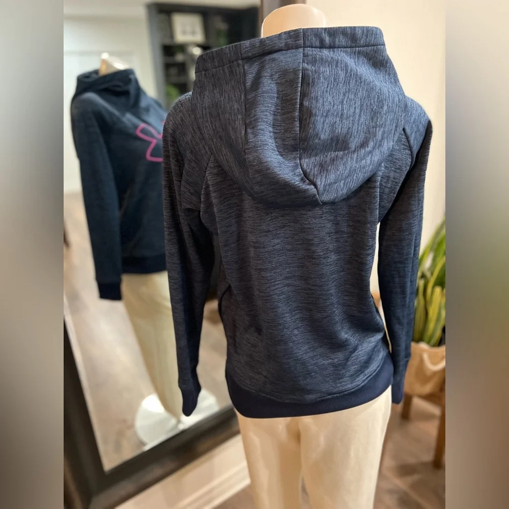 Under Armour pullover - Picture 3 of 5